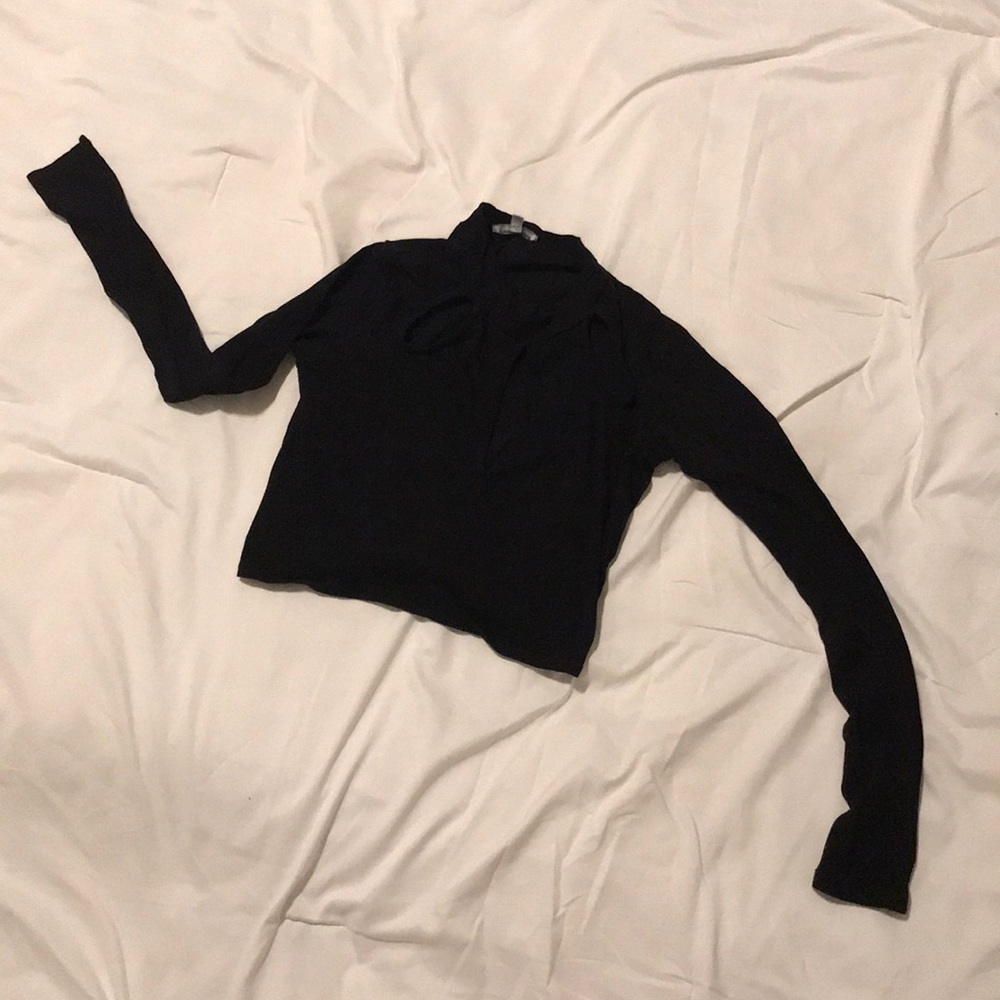 CHARLOTTE RUSSE shirt